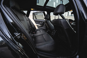 BMW 330 M-pakett (10 foto / 12)