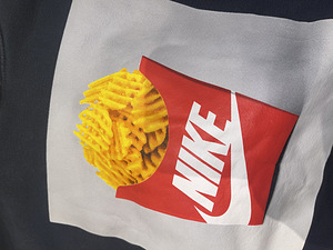 Nike L (2 фото из 2)