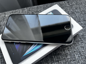 iPHONE SE 2020, 64GB, VALGE (2 foto / 7)