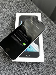 iPHONE SE 2020, 64GB, VALGE (5 foto / 7)
