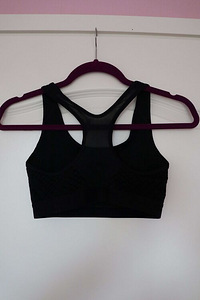 SPORDI TOP, SPORDIRINNAHOIDJA NIKE (XS-S) (3 foto / 4)