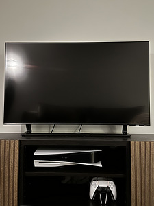 SAMSUNG Teler 43'' ue43bu8572uxxh (1 foto / 3)