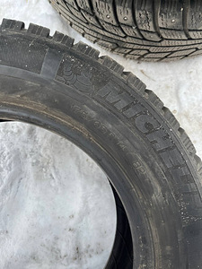 Зимние шины Michelin 175/65 R14 (2 фото из 3)