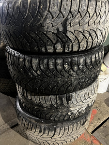 Rehvid 215/55 R16