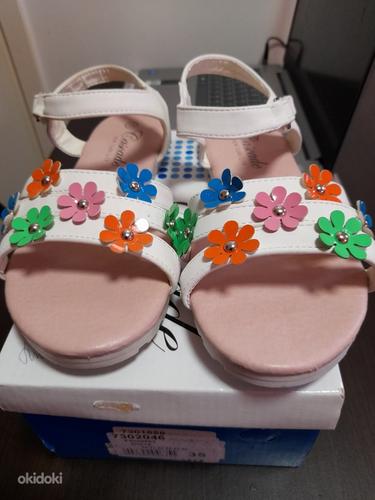 Летняя обувь для девочки. Размер 35. (фото #1)