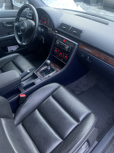 Audi A4 2.5 150kw quattro (6 foto / 10)