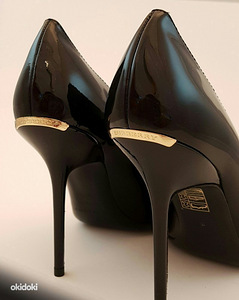 Uus Burberry kingad (3 foto / 3)