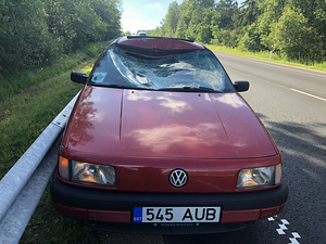 Volkswagen Passat B3 1.8 66Kw (12 foto / 14)