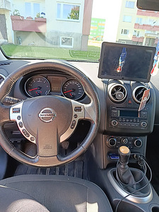 Nissan Qashqai 1.6 dCi 96 kW (2013) (8 foto / 9)