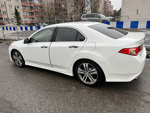Honda Accord Type S (4 foto / 6)