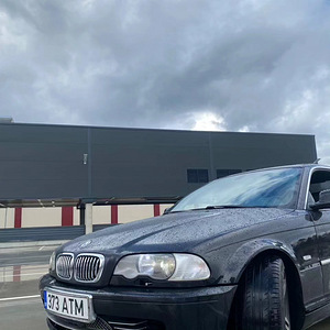 BMW 330 e46 (5 foto / 5)