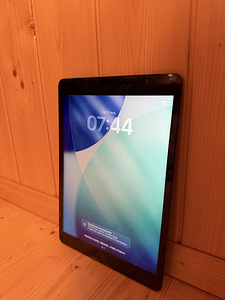 Apple iPad 8 gen 128GB+WiFi+Cellular LTE (3 foto / 3)