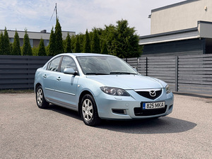 Mazda 3 2007 (2 foto / 7)