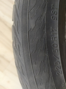 225/50/17 talverehvid 5-6mm (2 foto / 2)