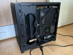 Lauaarvuti (i5 4690, R9 380, 16GB RAM) (4 foto / 7)