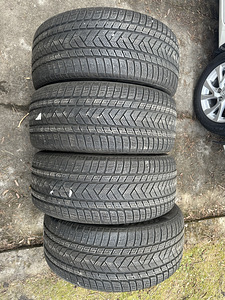 Pirelli Scorpion Winter 265/45/r20