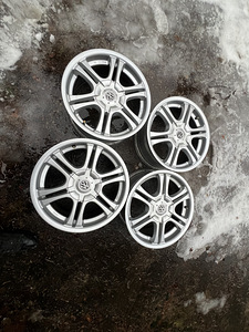 Диски R16 Volkswagen (1 фото из 1)