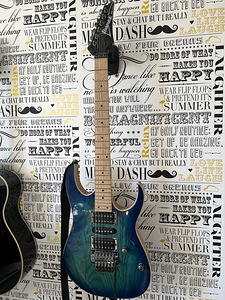 Ibanez RG470AHM + Line 6 Spider V 60 AMP + Relay G10 (1 foto / 3)