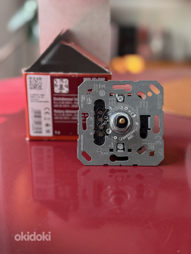 JUNG LED DIMMER