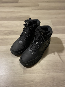 Nike path winter saapad (1 foto / 3)