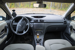 Renault Laguna 1.8 88kW (5 foto / 6)