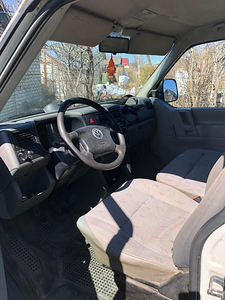 Volkswagen Transporter (9 foto / 9)