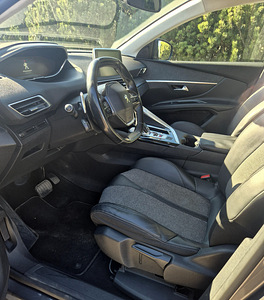Peugeot 5008 (4 foto / 11)