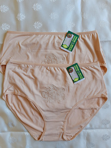 2 paari pesupükse, suurus XL, uued (1 foto / 3)