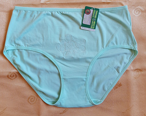 Uued! 2 paari pesupükse s. XL (2 foto / 3)