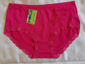 Uued pesupüksid s. XL/XXL (1 foto / 3)