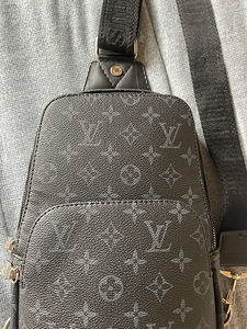 Сумки Louis Vuitton (10 фото из 10)