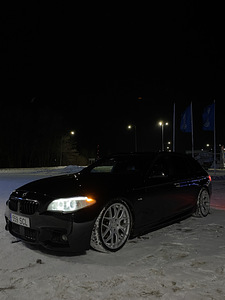 BMW f11 535d 2012 M pakett 280kw (2 foto / 13)