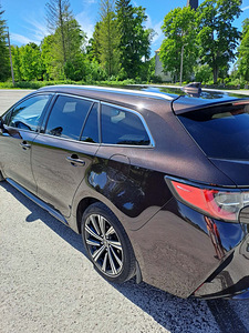Toyota Corolla Touring Sport (3 foto / 12)