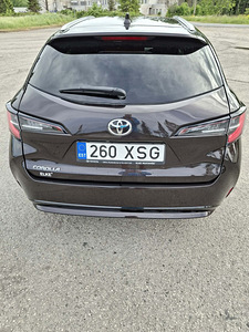 Toyota Corolla Touring Sport (4 foto / 12)