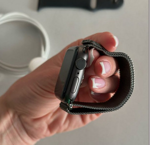 Müüa uueväärne Apple Watch 6 seeria. Kasutatud minimaalselt (2 foto / 4)