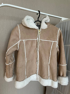 Куртка Zara 122см