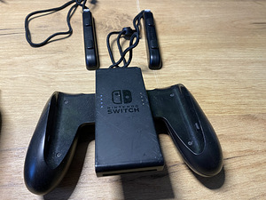 Nintendo Switch + чехол для переноски (5 фото из 7)