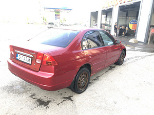 Honda Civic (3 foto / 5)
