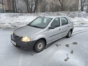 Dacia Logan (2 foto / 9)