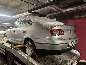 Volkswagen Passat (4 foto / 8)