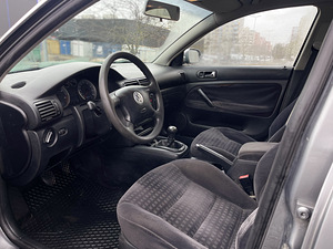 Volkswagen passat (5 foto / 7)