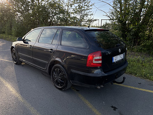 Skoda Octavia (4 фото из 9)
