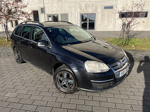 Volkswagen Golf (2 foto / 8)