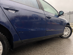 Volkswagen Passat (6 foto / 9)