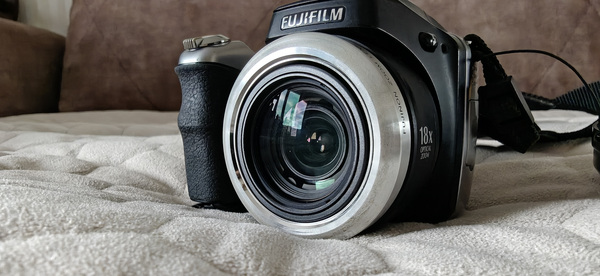 Fujifilm FinePix S8000fd