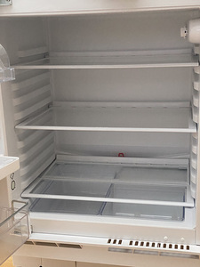 Sisseehitatud külmik / Sisseehitatud külmik IKEA (2 foto / 3)