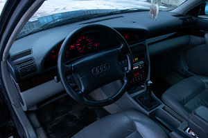 Audi A6 C4 Avant 2.8 128kw Quattro (6 foto / 9)