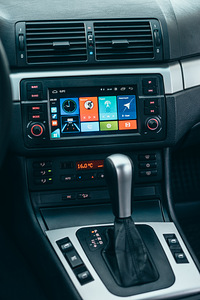BMW 330 M57 135kW (10 foto / 10)