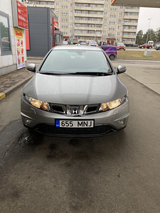 Honda Civic 2010 (1 foto / 14)