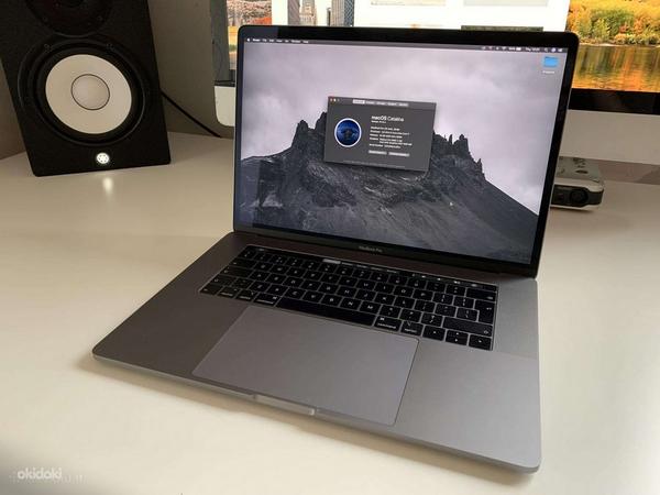 MacBook Pro Late 2018 15,4 (фото #1)